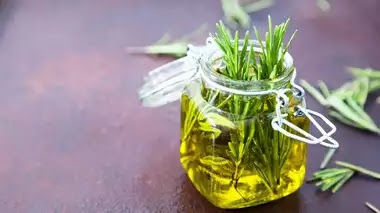How Rosemary Helps You To Promote Hair Growth 109645774